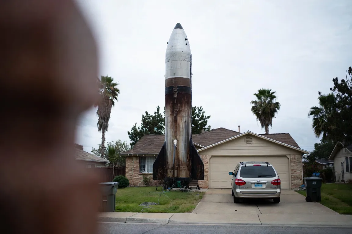 Starship Finally Reaches Orbit, Immediately Asks If It Can Head Home Early